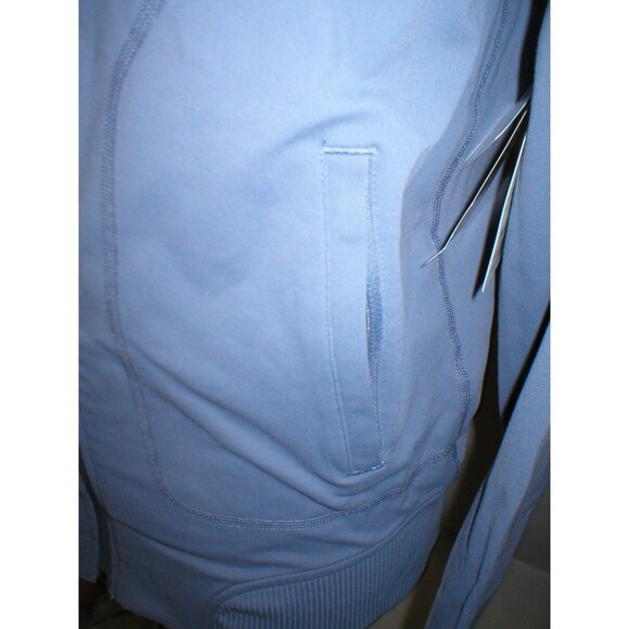 New Athleta NWT $98 Womens Recycled Jacket Purple Light L Bombtastic Thumbholes - Picture 11 of 11